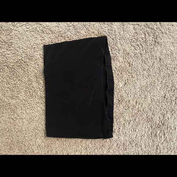 Pretty little thing too super cute for going out - Picture 2 of 2